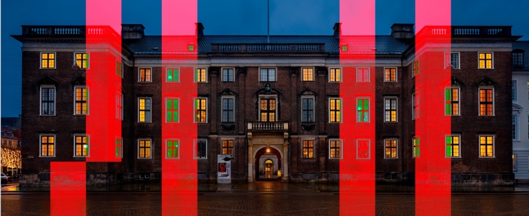 Julegrafik med billede af Kunstakademiet i baggrunden