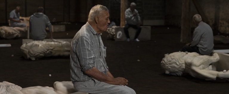 Installationsbillede fra Nina Beiers udstillingsperformance CAT COW